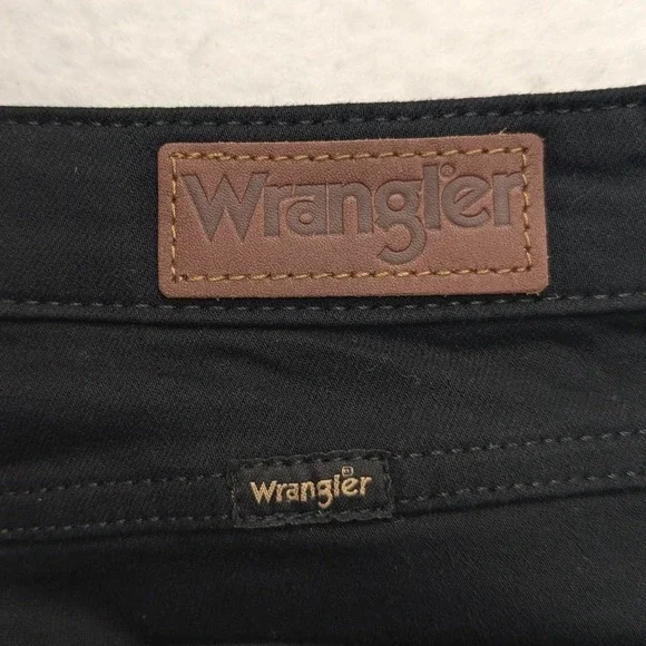 NWT Wrangler Bold Boot Jeans Women 12x32 Black High Rise Stretch 10MT1BTBL - Picture 6 of 14